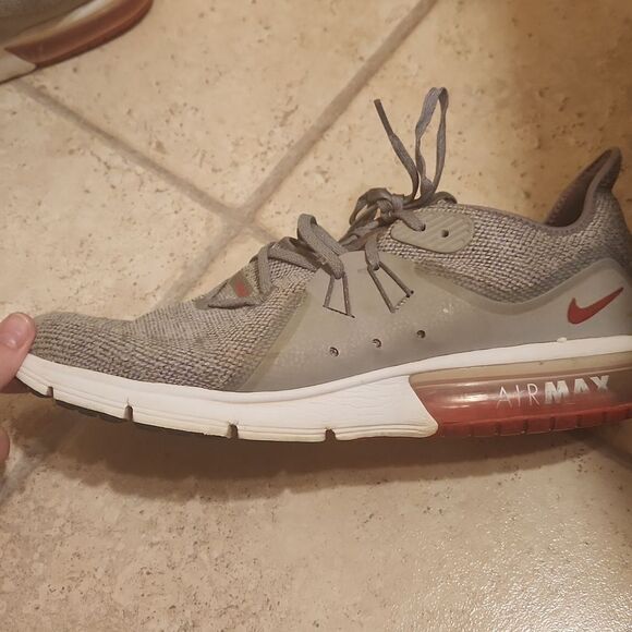 Nike Air Max Men's Sequent 3 Gray & Red Running Shoes 921694-060 Size 12 - Picture 8 of 12